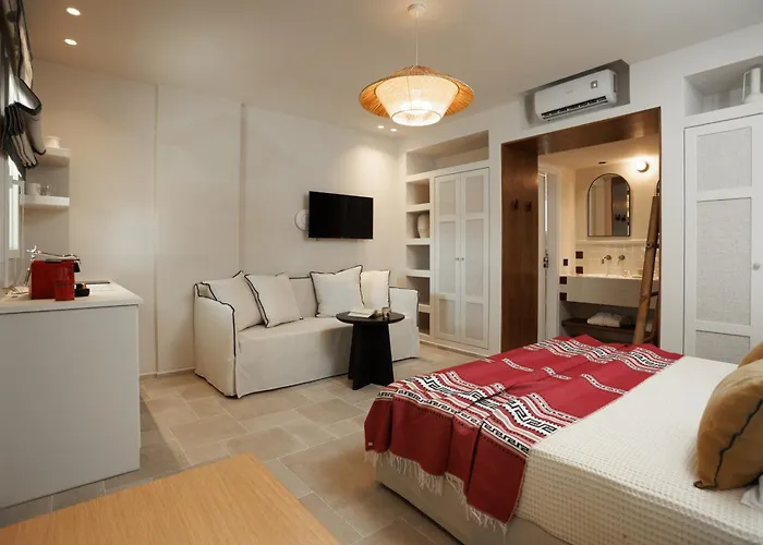 Phoenicia Nature Naxos Kastrákion